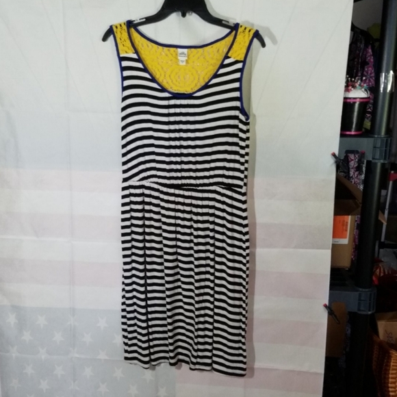 Sangeria Medium Striped Dress Sleeveless - Picture 1 of 3